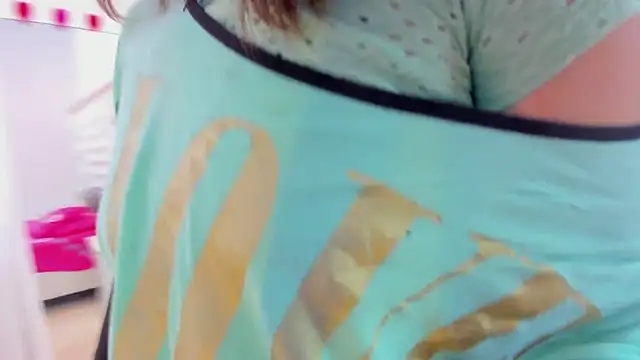 MiaQueen021 online show from March 2025 12:35:02 PM