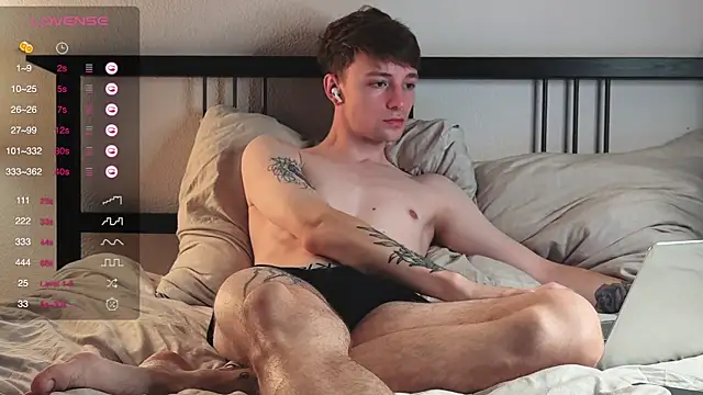 Snapshot of Calvin_Polanski chatting on October 2025 06:23:02 AM Calvin Polanski online show from October 2025 06:23:02 AM