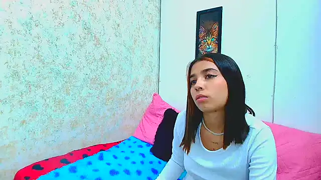 Rousse violett online show from March 2025 11:16:02 PM