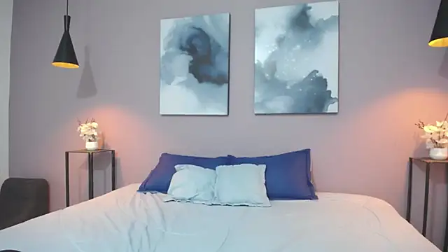 Lyz big tits online show from January 2025 12:49:01 PM