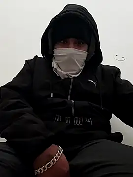 Snapshot of 13lusty chatting on January 2025 10:20:01 AM 13lusty online show from January 2025 10:20:01 AM