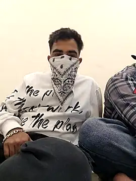 Snapshot of 13lusty chatting on March 2025 07:02:02 AM 13lusty online show from March 2025 07:02:02 AM