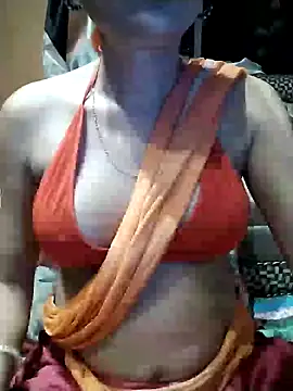 SANA-LEONI online show from March 2025 02:37:02 PM