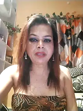 SANA-LEONI online show from February 2026 02:54:02 PM