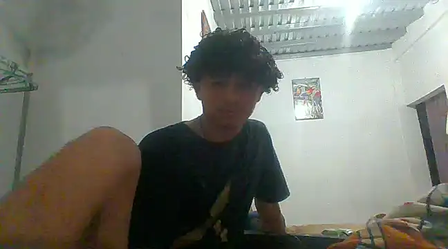 Snapshot of TwinklindoFJ chatting on January 2025 04:18:01 AM TwinklindoFJ online show from January 2025 04:18:01 AM