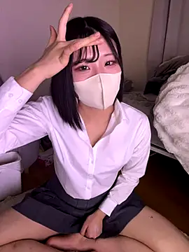 Snapshot of sakuchaaa_2525 chatting on December 2025 01:40:02 PM sakuchaaa 2525 online show from December 2025 01:40:02 PM