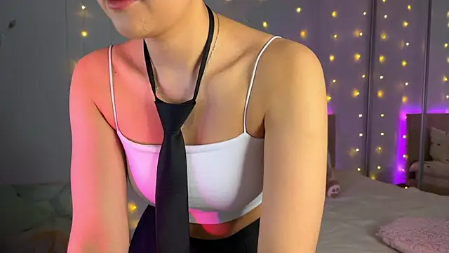 Mercedes Robinson online show from January 2025 04:30:02 AM