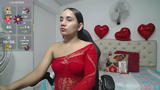 Snapshot of Maylin_horny19 chatting on October 2025 01:48:02 AM Maylin horny19 online show from October 2025 01:48:02 AM