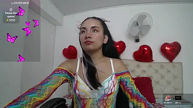 Snapshot of Maylin_horny19 chatting on October 2025 07:25:02 PM Maylin horny19 online show from October 2025 07:25:02 PM