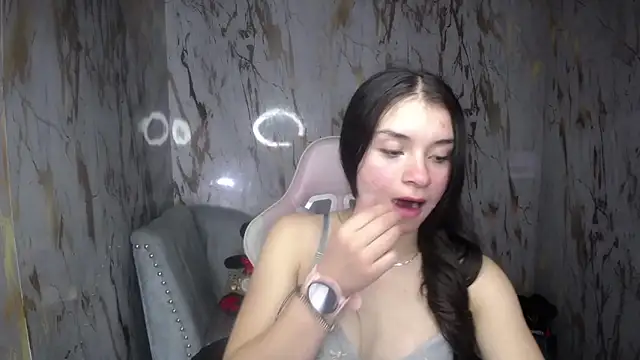 Snapshot of Sarita_v_ chatting on March 2025 08:10:02 PM Sarita v online show from March 2025 08:10:02 PM