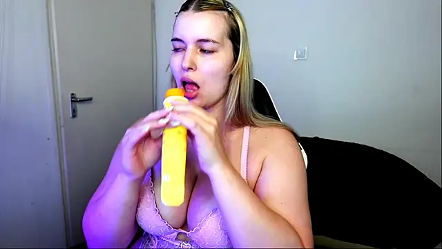 ShyHotNerd online show from July 2026 05:55:02 PM