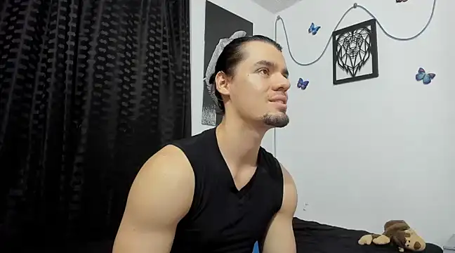 Snapshot of maxi_styles chatting on January 2025 04:13:01 AM maxi styles online show from January 2025 04:13:01 AM