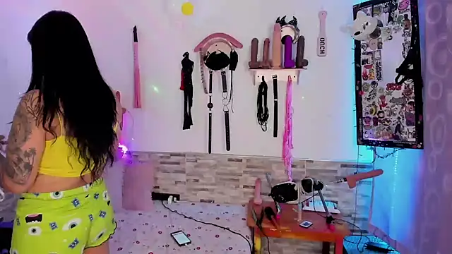 amyswallow7 online show from April 2026 12:16:02 AM