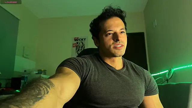 Snapshot of Lucasfit24 chatting on April 2026 04:26:01 AM Lucasfit24 online show from April 2026 04:26:01 AM