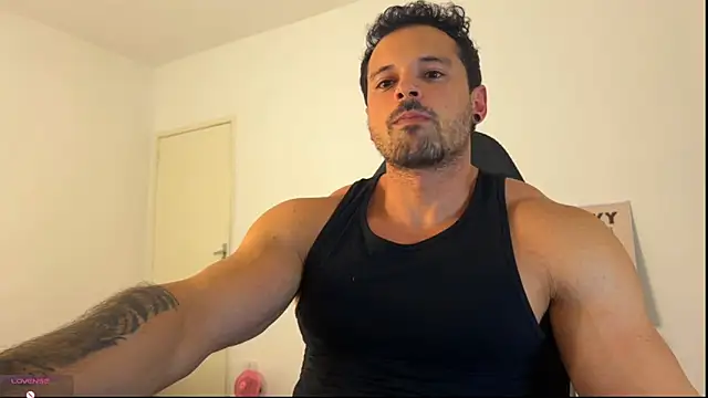 Snapshot of Lucasfit24 chatting on June 2026 01:28:02 AM Lucasfit24 online show from June 2026 01:28:02 AM