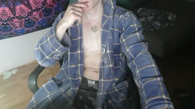 Snapshot of johnny_positive chatting on September 2025 03:45:01 PM johnny positive online show from September 2025 03:45:01 PM