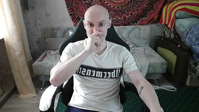 Snapshot of johnny_positive chatting on June 2026 04:35:02 AM johnny positive online show from June 2026 04:35:02 AM