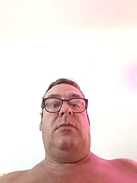 Snapshot of MountJohnXL chatting on February 2026 02:02:02 AM MountJohnXL online show from February 2026 02:02:02 AM