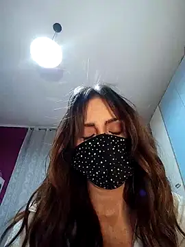 Akemi rossi online show from November 2025 05:45:01 PM