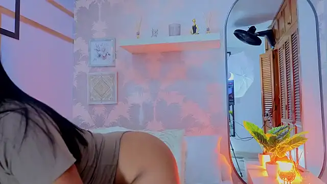 CharlotteGraay online show from March 2026 07:52:02 PM