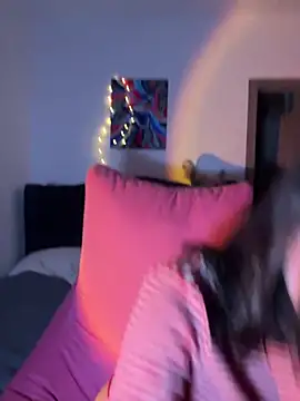 Snapshot of Mylaya chatting on January 2025 06:10:02 PM Mylaya online show from January 2025 06:10:02 PM