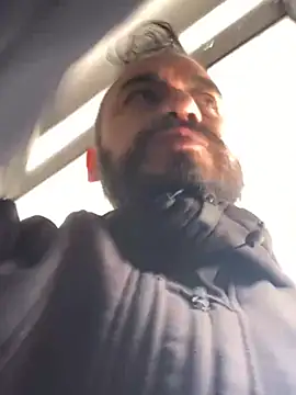 leonardohot1987 online show from February 2025 08:20:02 PM