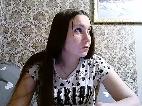 Snapshot of Yuliia30 chatting on May 2026 04:13:01 PM Yuliia30 online show from May 2026 04:13:01 PM