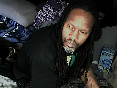 Snapshot of BBC_Dominates_BBW chatting on January 2025 09:24:01 AM BBC Dominates BBW online show from January 2025 09:24:01 AM