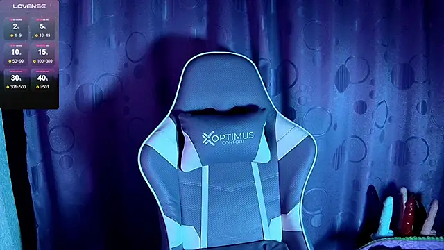 Kimlennox  online show from September 2025 06:13:02 PM