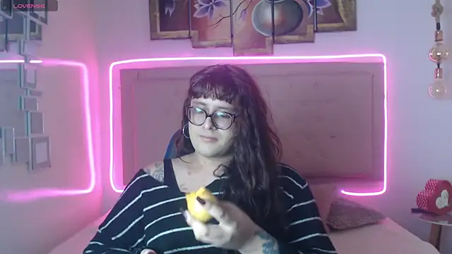 kathepickmanx online show from April 2026 03:39:02 AM