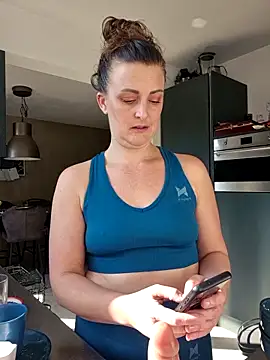 Snapshot of cumtomama chatting on September 2025 09:25:02 AM cumtomama online show from September 2025 09:25:02 AM