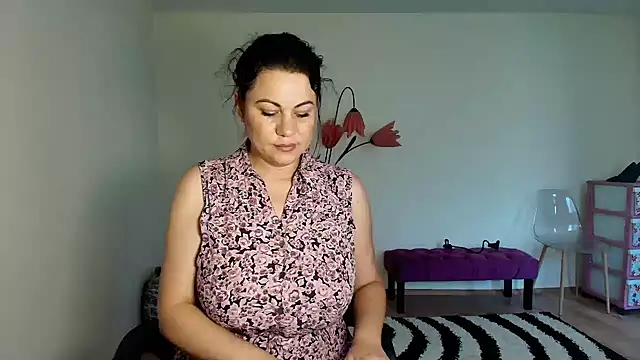 VixenVibesX online show from June 2026 11:58:01 AM