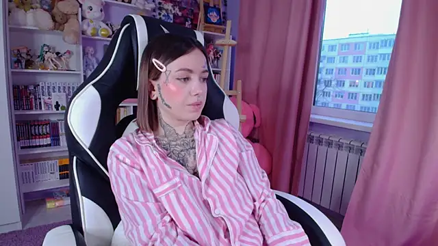 Catharsisi online show from February 2025 02:52:01 PM