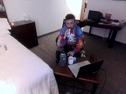 Snapshot of AQuickPhyx chatting on January 2025 10:04:02 PM AQuickPhyx online show from January 2025 10:04:02 PM