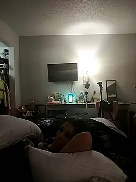 Snapshot of AQuickPhyx chatting on February 2025 04:46:02 PM AQuickPhyx online show from February 2025 04:46:02 PM