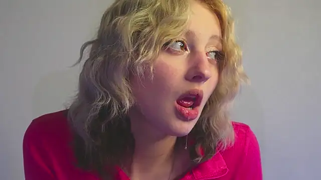 Snapshot of milasmiu chatting on January 2025 06:14:01 PM milasmiu online show from January 2025 06:14:01 PM