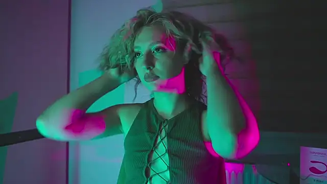 Snapshot of milasmiu chatting on January 2025 09:19:01 PM milasmiu online show from January 2025 09:19:01 PM