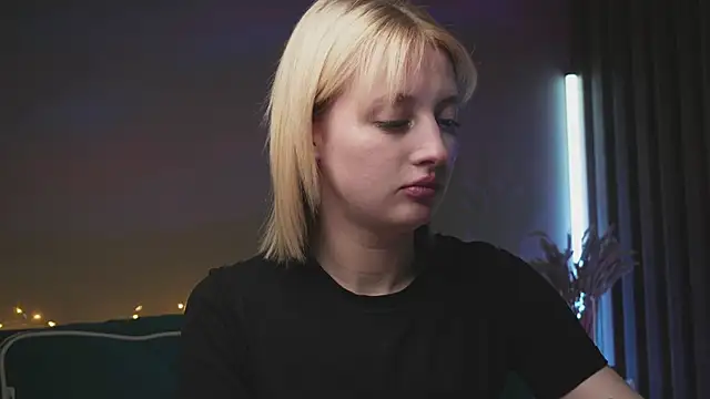 Snapshot of milasmiu chatting on February 2025 04:05:01 PM milasmiu online show from February 2025 04:05:01 PM