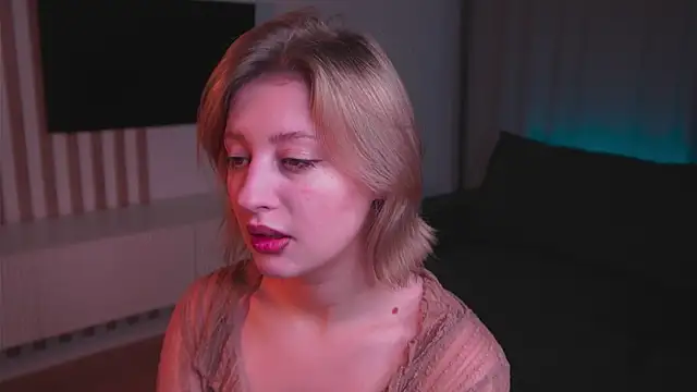 Snapshot of milasmiu chatting on November 2025 04:13:02 AM milasmiu online show from November 2025 04:13:02 AM