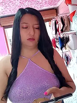 Melyy Edii online show from November 2025 04:07:02 PM