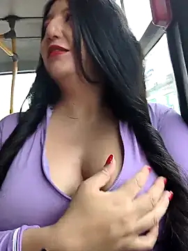 Melyy Edii online show from March 2026 09:15:01 PM