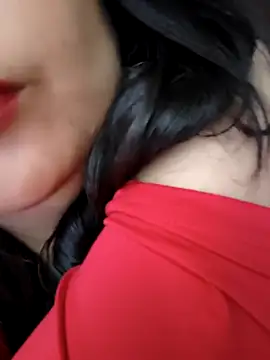 Snapshot of Melyy_Edii chatting on May 2026 11:21:01 PM Melyy Edii online show from May 2026 11:21:01 PM