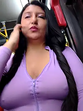 Snapshot of Melyy_Edii chatting on May 2026 11:43:02 PM Melyy Edii online show from May 2026 11:43:02 PM