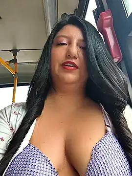 Snapshot of Melyy_Edii chatting on May 2026 04:47:01 PM Melyy Edii online show from May 2026 04:47:01 PM