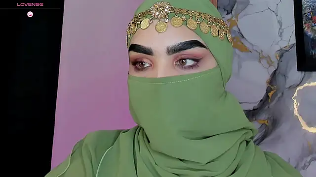 Snapshot of Maissa_Alabi chatting on June 2026 05:33:02 PM Maissa Alabi online show from June 2026 05:33:02 PM