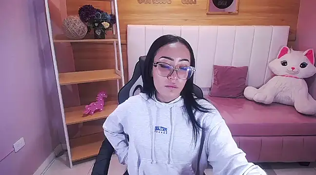 Snapshot of victoria_ricci_a chatting on February 2025 04:39:02 PM victoria ricci a online show from February 2025 04:39:02 PM