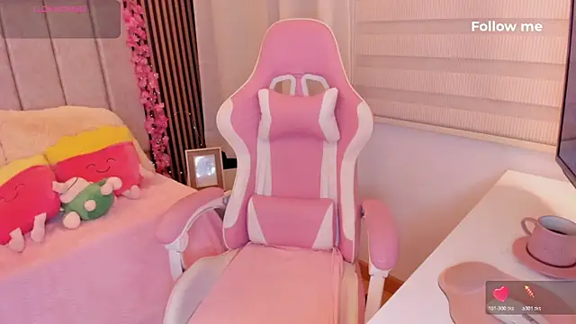 tamy xoo online show from December 2025 06:15:01 PM