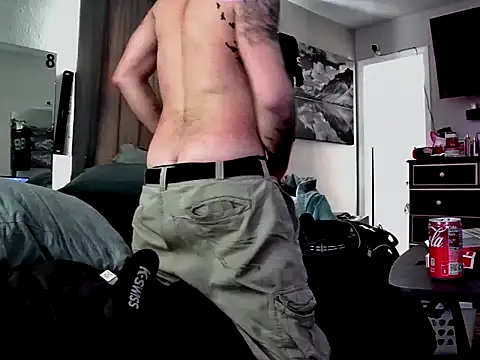 Snapshot of 1badfucka chatting on February 2025 04:53:01 PM 1badfucka online show from February 2025 04:53:01 PM