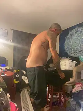 Snapshot of 1badfucka chatting on October 2025 04:11:01 AM 1badfucka online show from October 2025 04:11:01 AM