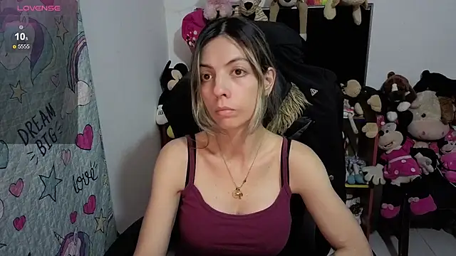 Princezzlove3 online show from November 2025 12:24:02 AM